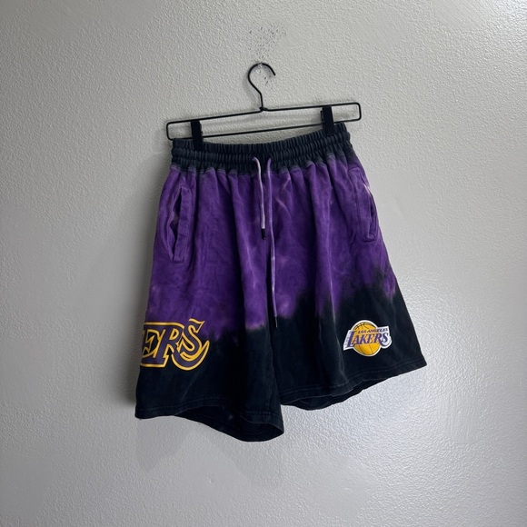 Other - Mitchell Ness Vintage Los Angeles Lakers Shorts Size Small